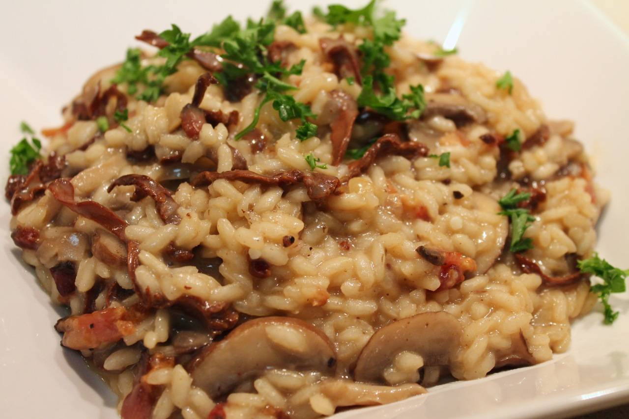 Risotto ai funghi gluten free - RicettaSprint.it