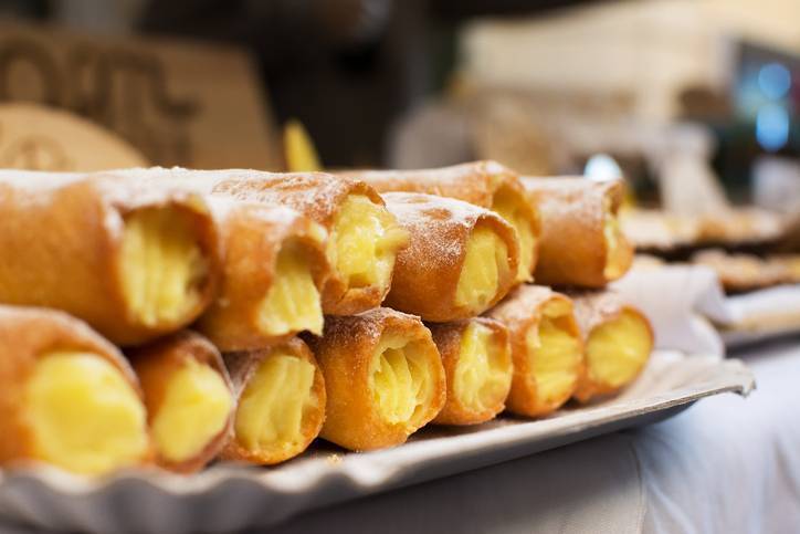 Cannoli di pasta fillo