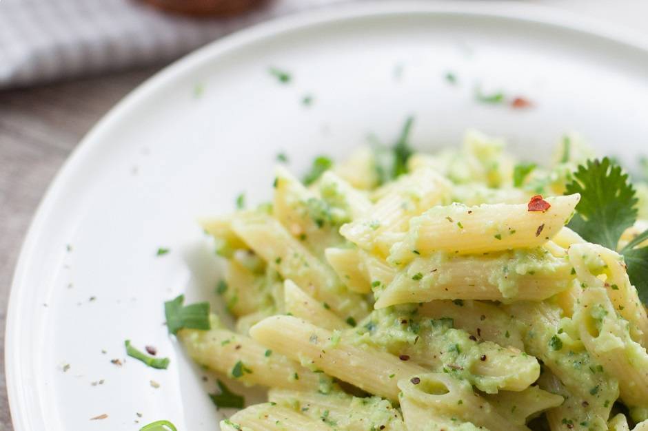 Pasta avocado e zucchine