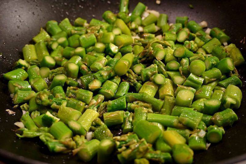 asparagi in padella
