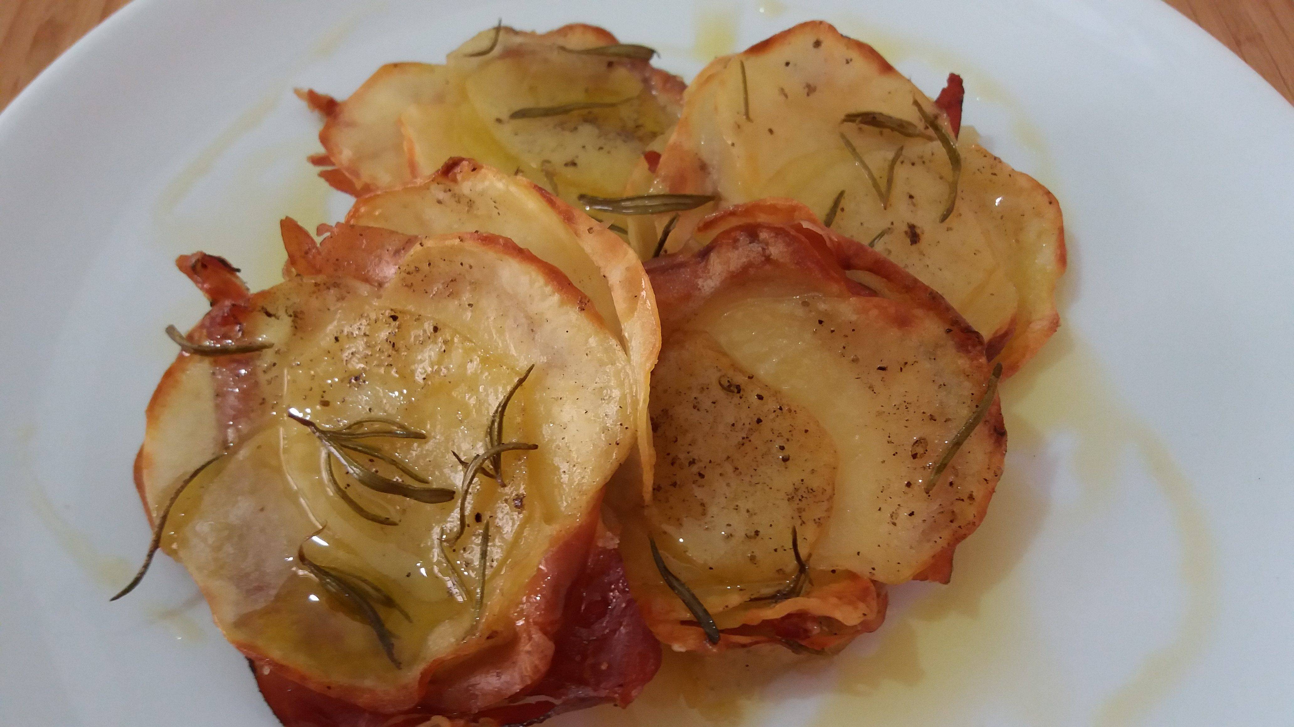 patate speck e scamorza