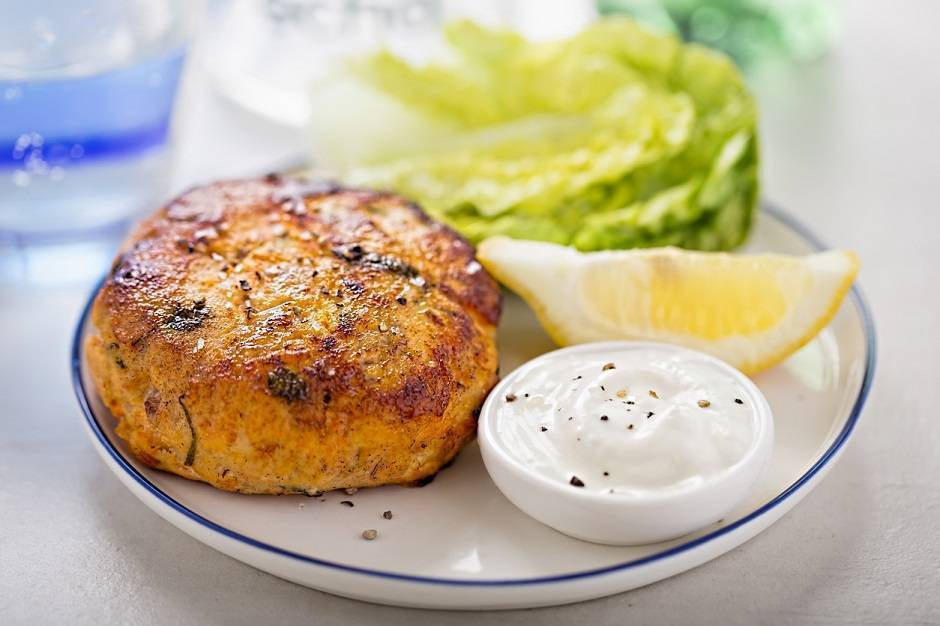 Hamburger di salmone