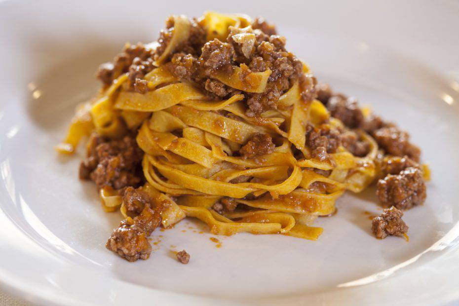 fettuccine al ragù