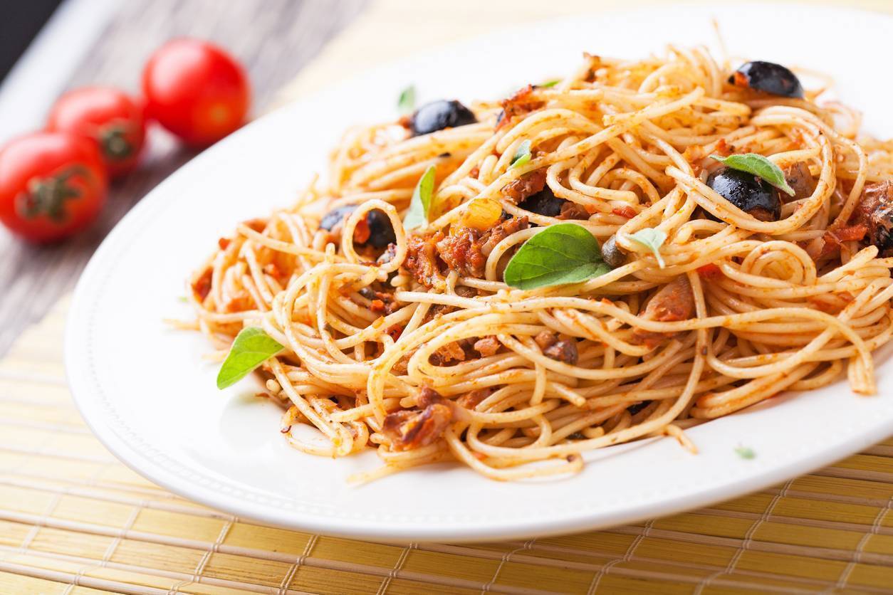 Spaghetti alle olive nere