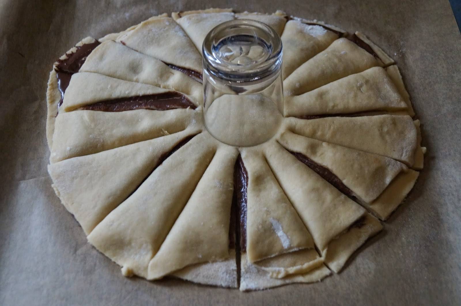 Stella Di Natale Di Pasta Sfoglia.Stella Di Pasta Sfoglia Con Nutella Ricettasprint It