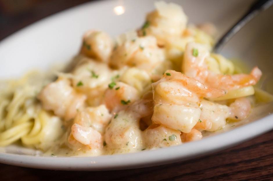 Pasta alla crema di scampi e gamberetti