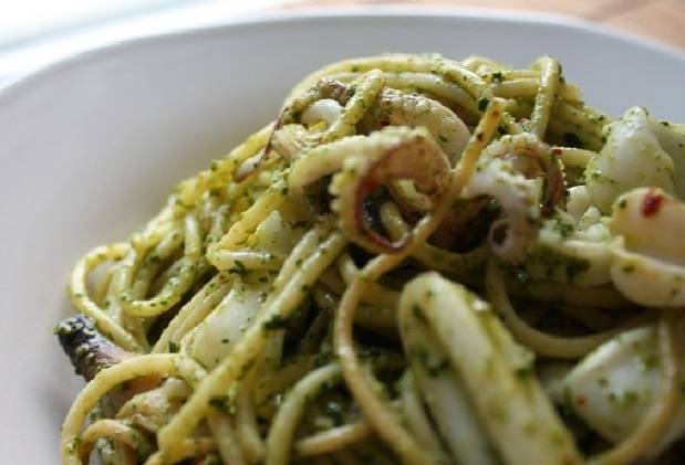 Spaghetti with Pistachio and Calamari Pesto