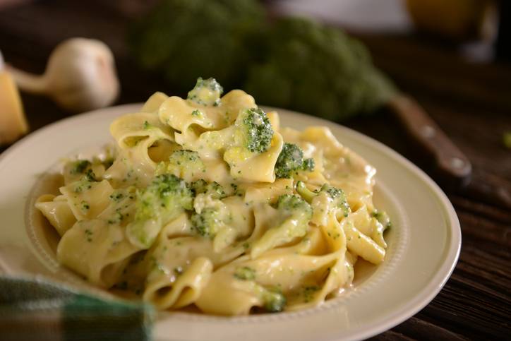 pappardelle con broccoli