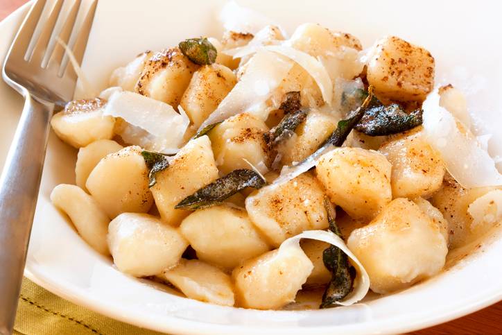 Gnocchi di ceci al burro e salvia