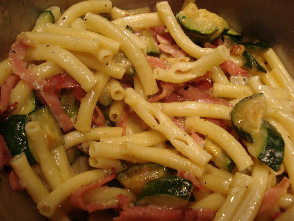 pasta risottata con zucchine oancetta