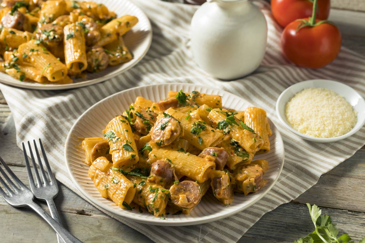 Maccheroni con vellutata di Zucca e Salsiccia