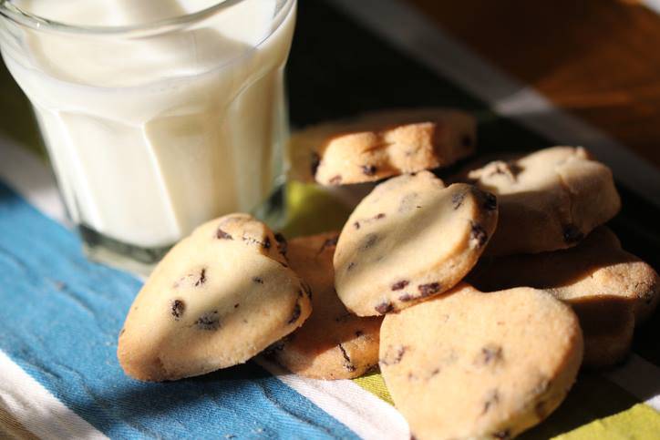 Biscotti con Gocciole di Cioccolato all'Acqua