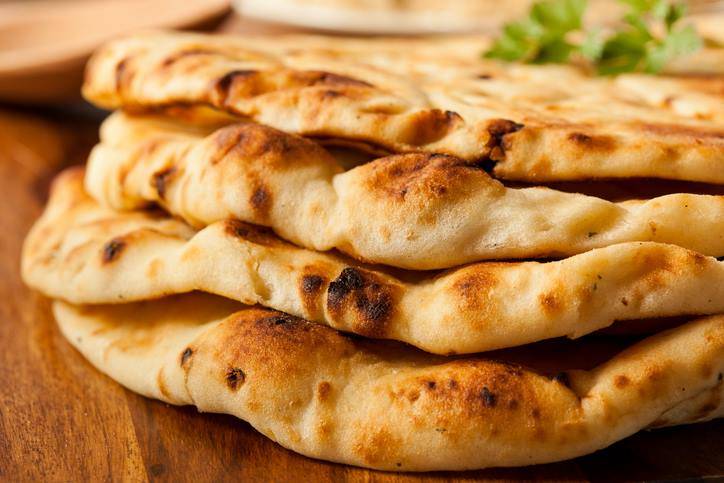 pane indiano Naan fatto in casa