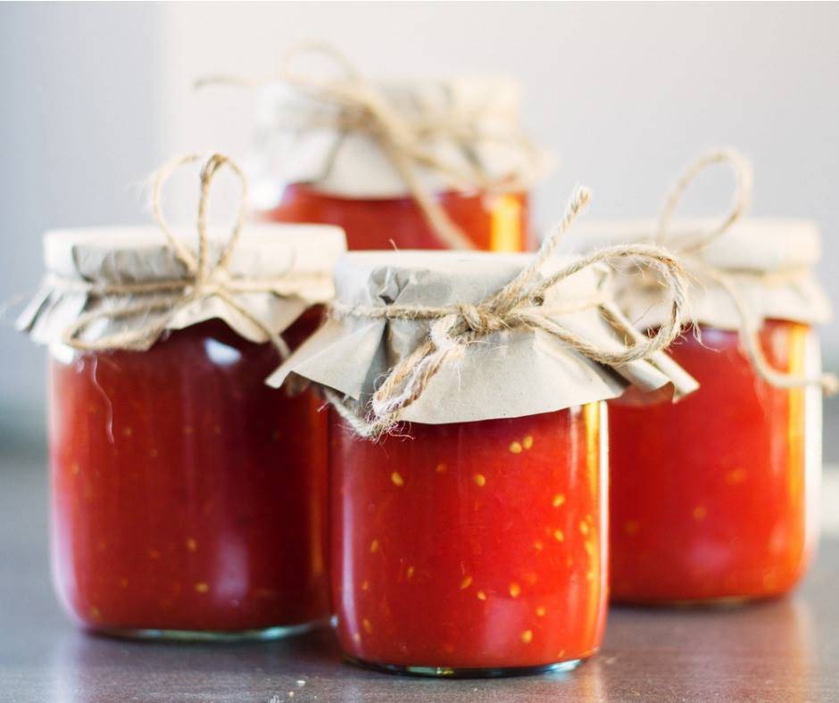 conserva di pomodoro fatta in casa