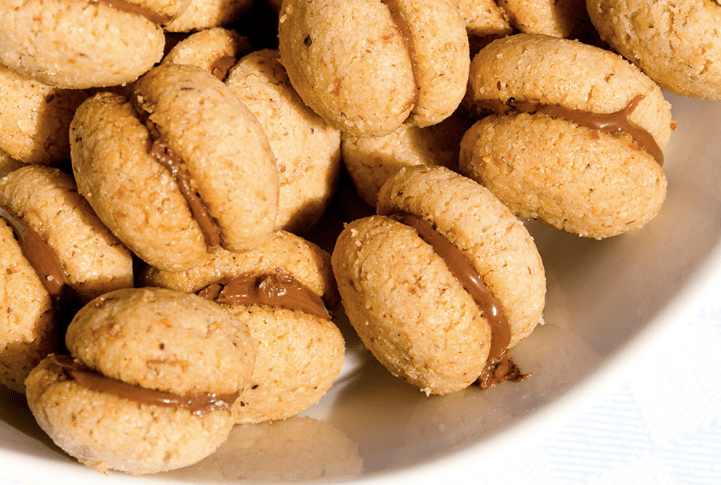 Baci di Dama con Amaretti