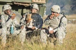 MRE Pepperoni, il pasto dei soldati americani - US Army Credits