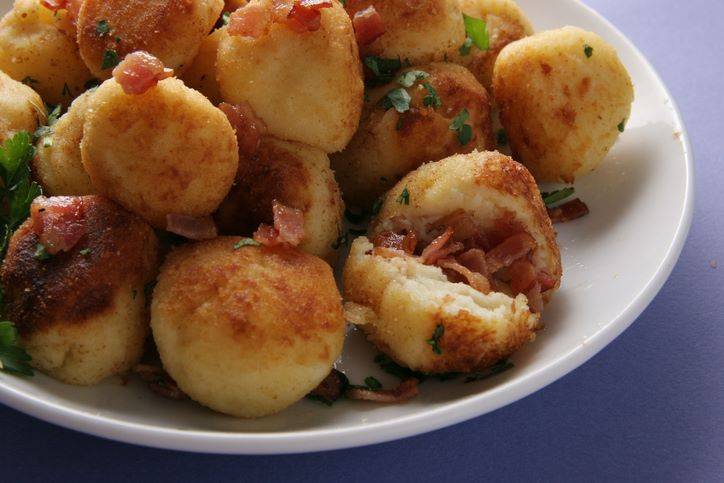 palline di patate con pancetta