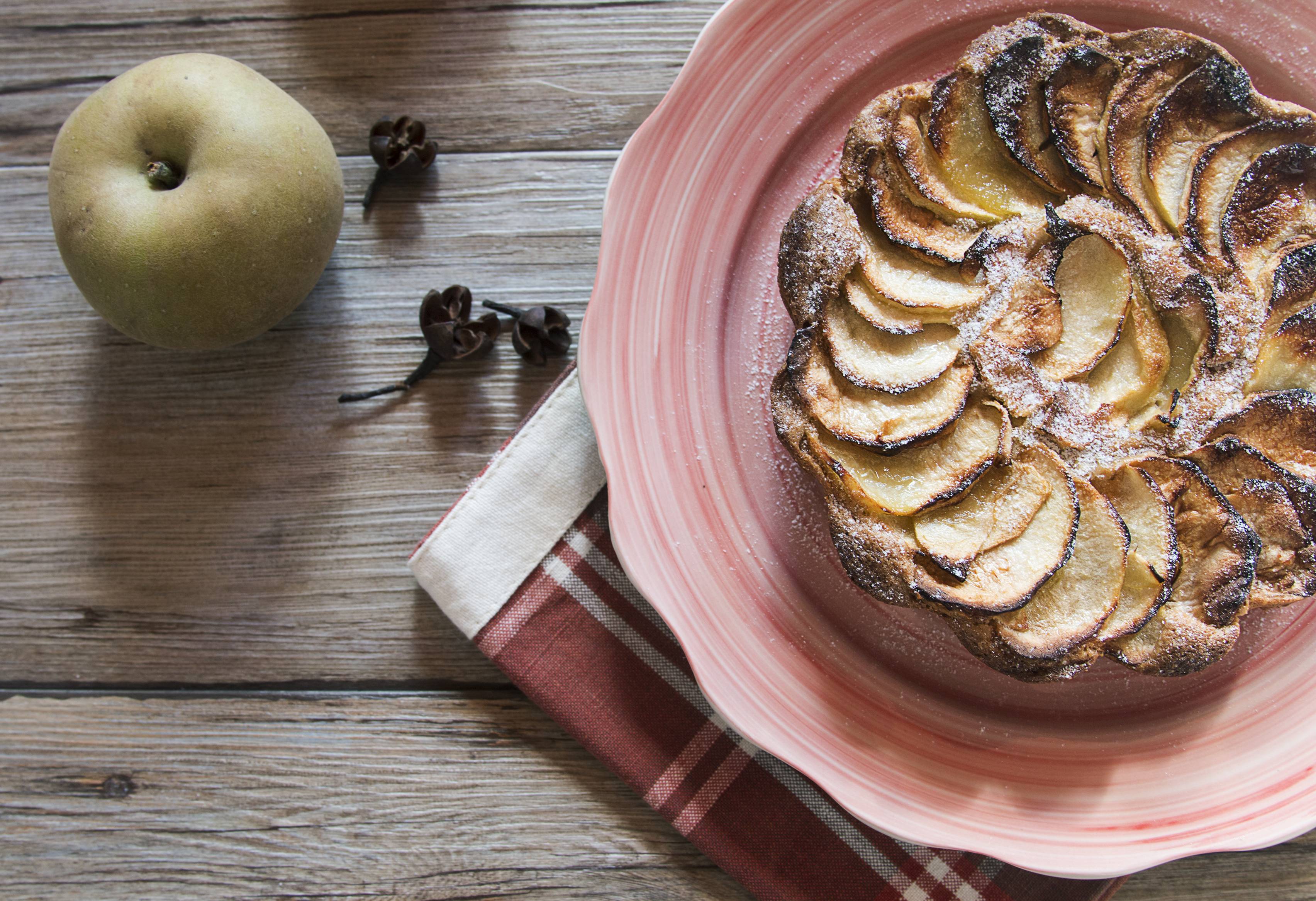 torta di mele al cacao