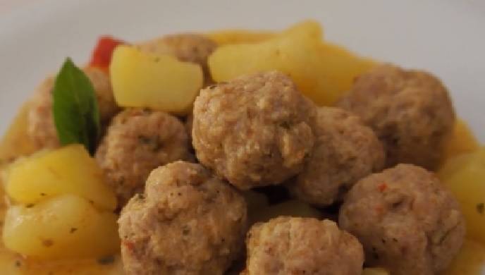 Polpette in Umido con Patate