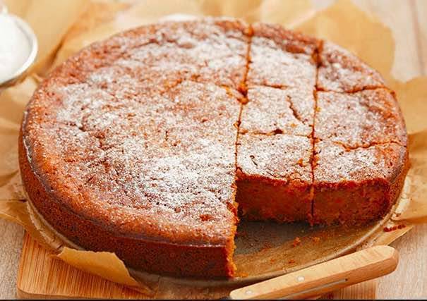 torta di mandorla, carote e arancia