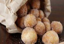 Frittelle Mela e Limone senza Lievitazione, il dolcetto per ogni momento Frittelle Mela e Limone senza Lievitazione