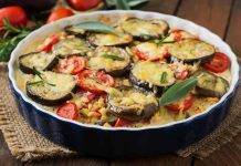 Melanzane e patate al forno, un vero piatto rustico ed appetitoso Melanzane e patate al forno