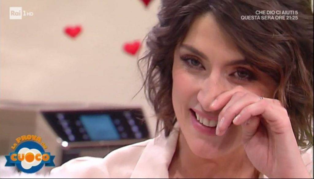 Elisa Isoardi, battuta al vetriolo su un ospite