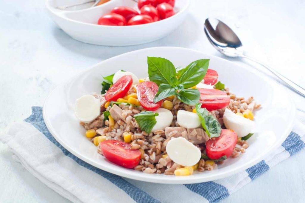 insalata di farro alla mediterranea