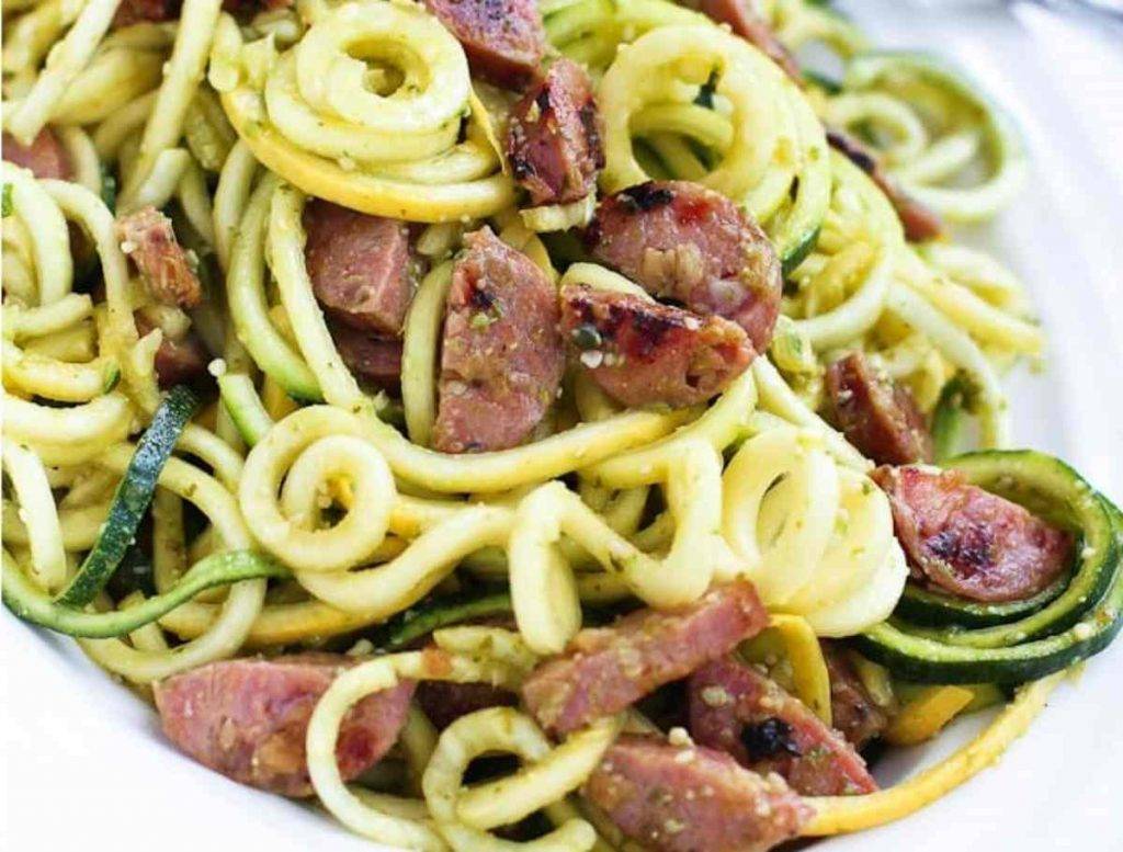 Carbonara con Zucchine e Salsicce