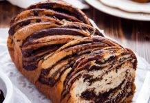 Brioche pasticciotto, con un ripieno goloso che si scioglie in bocca! brioche pasticciotto