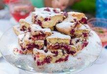 Torta allo Yogurt e Frutti di Bosco