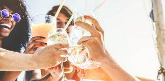 Aperitivi analcolici in caraffa, 3 ricette veloci e deliziose