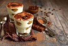 Mousse tiramisù senza cottura