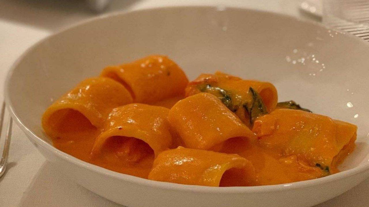 Paccheri alla Vittorio, il piatto preferito da molte star