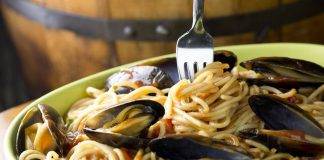 spaghetti con le cozze tarantine