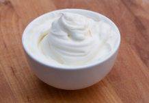 Crema base per torte fredde - FOTO: Ricettasprint.it