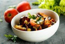 Insalata di melanzane alla siciliana, ricetta regionale da copiare! Insalata di melanzane ricetta siciliana - ricettasprint.it
