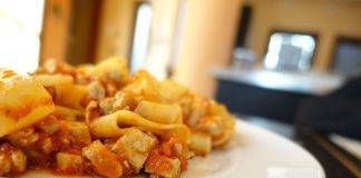 Sugo di pesce alla ricciola - ricettasprint.it