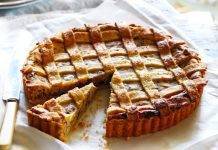 crostata di amaretti, mele e cioccolato