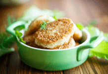 Cotolette di patate e tonno ripiene filanti e invitanti, una tira l’altra Cotolette di patate e tonno