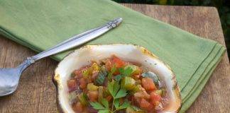 Minestra estiva con zucchine patate e pomodori