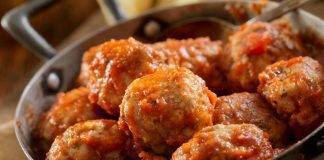 Polpette di patate e tonno al pomodoro - ricettasprint.it