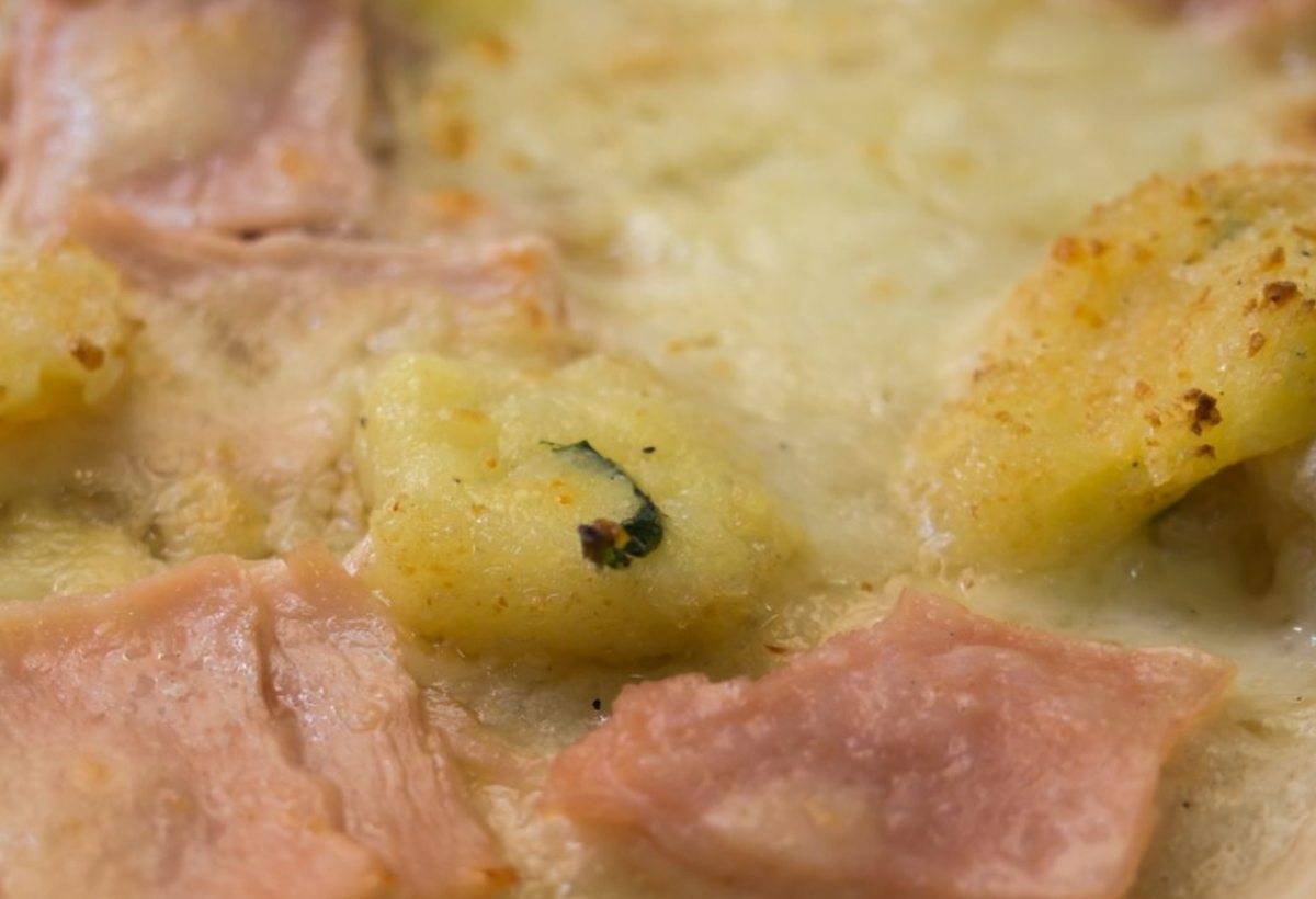 Patate Ripiene Prosciutto e Mozzarella