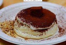 tiramisu con pancakes