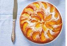 Torta di pesche e crema pasticcera