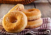 Ciambelle fritte allo yogurt