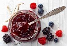 Confettura di frutti di bosco: ottima per colazioni o per buone crostate Confettura frutti di bosco