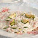 Riso freddo con zucchine prosciutto e philadelphia - ricettasprint.it