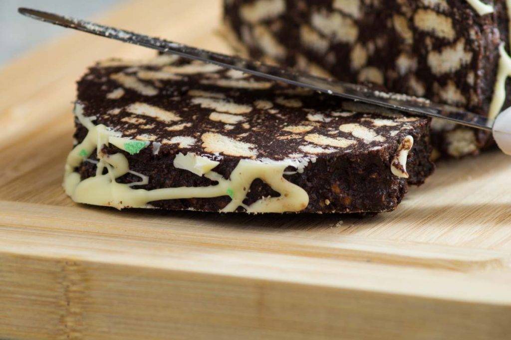 Torta Salame di Cioccolato senza uova e cottura