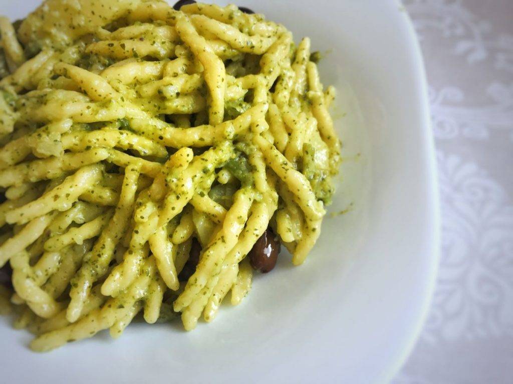 Trofie con Broccoli e Olive nere